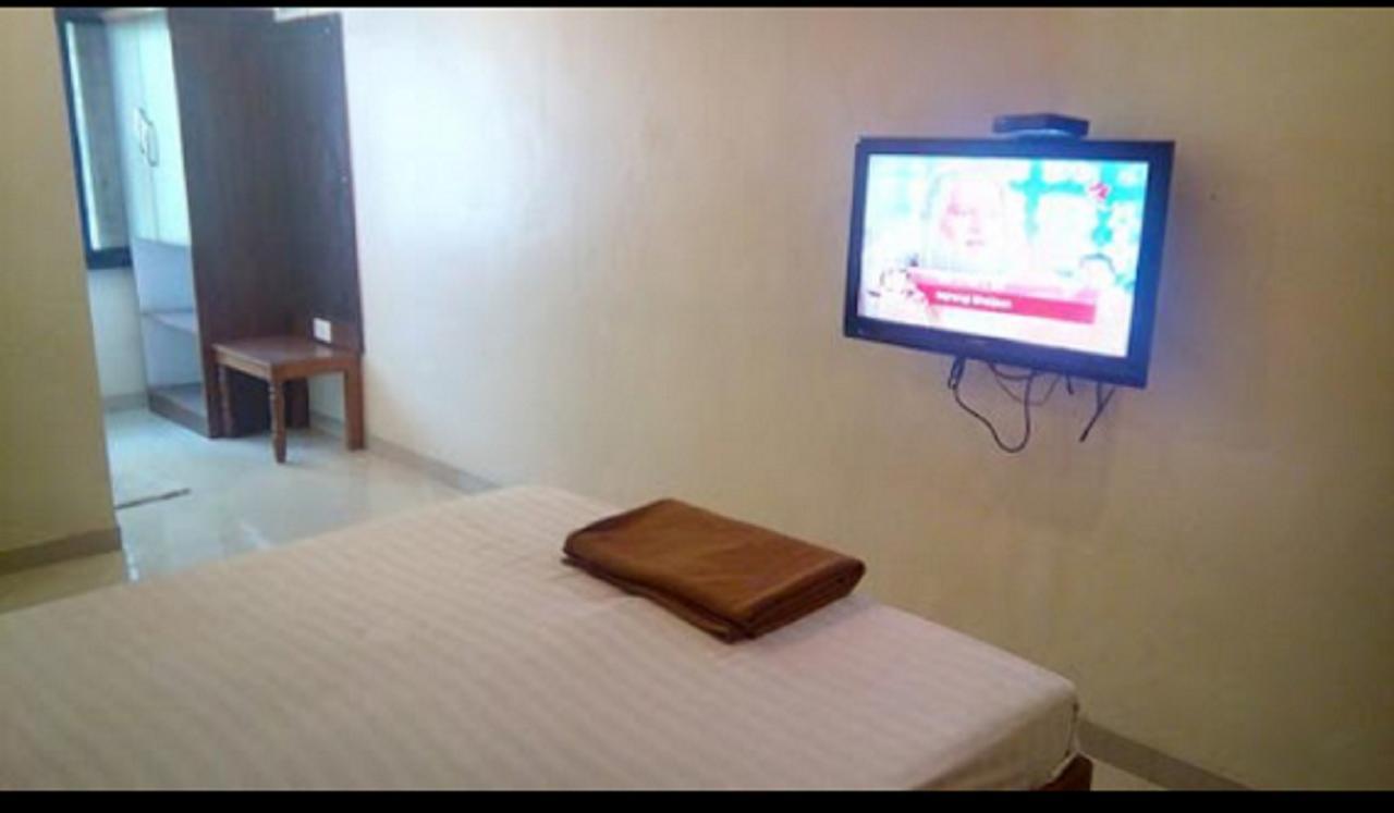 Hotel Rajdeep Pune Dış mekan fotoğraf
