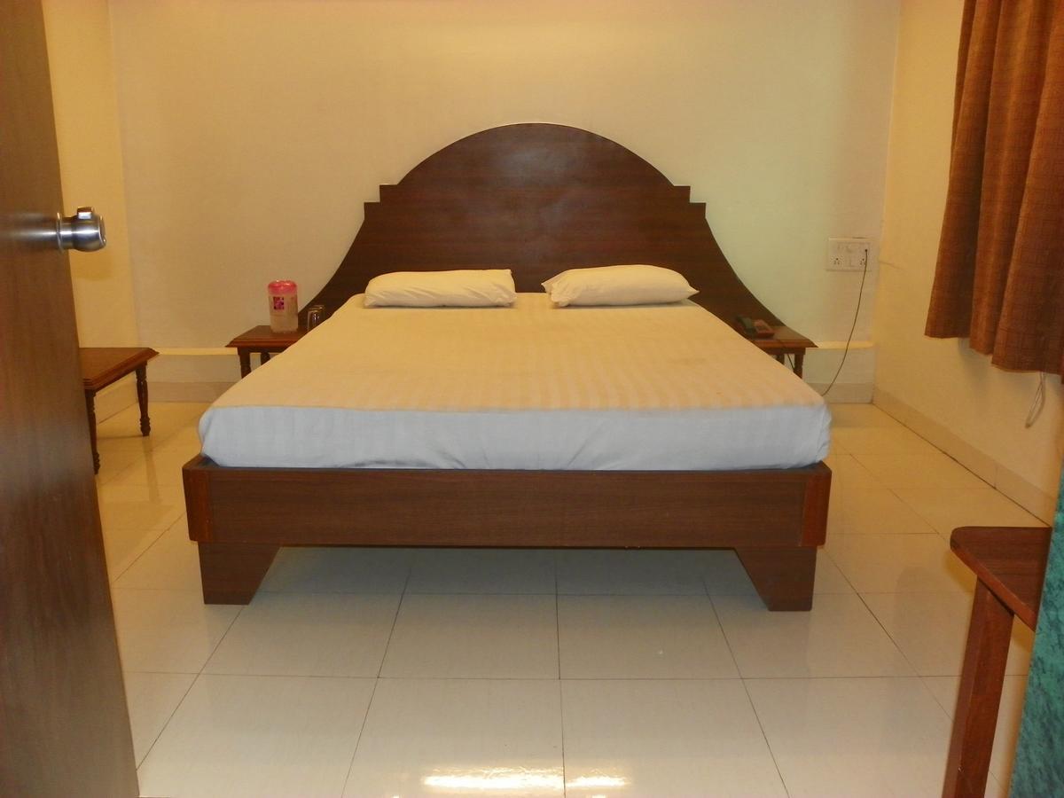 Hotel Rajdeep Pune Dış mekan fotoğraf