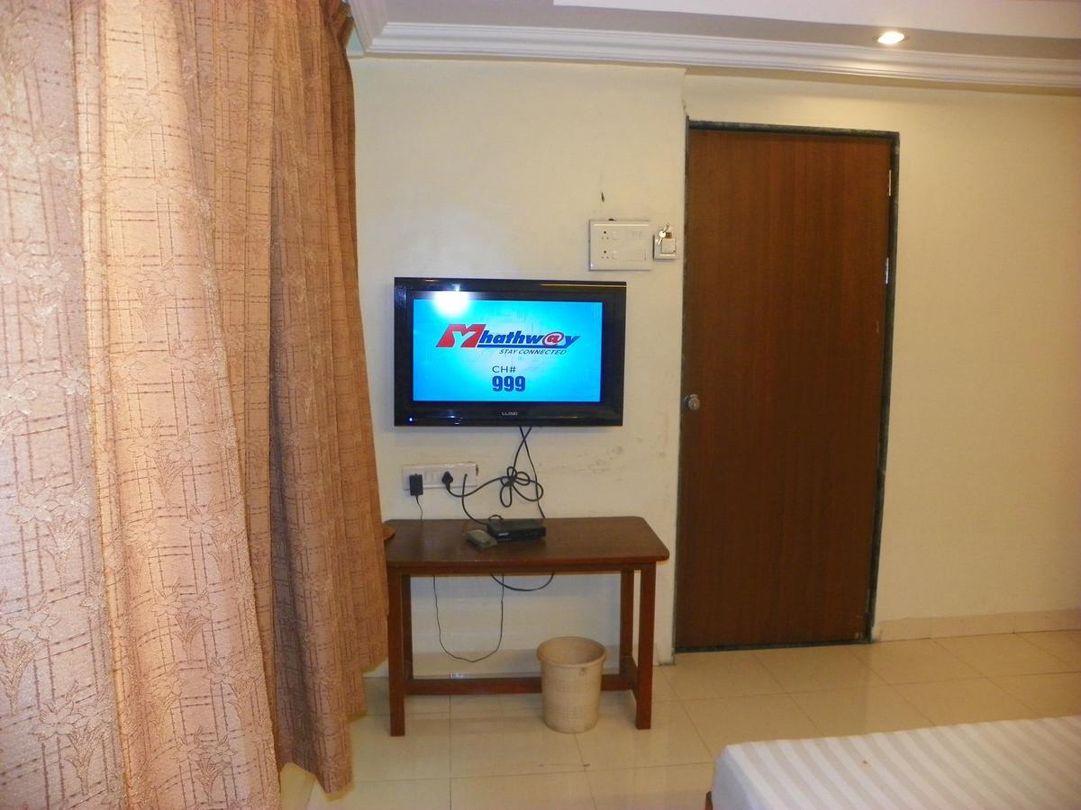 Hotel Rajdeep Pune Dış mekan fotoğraf