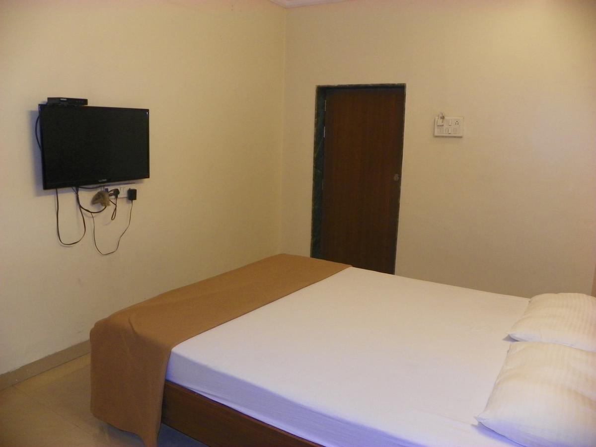 Hotel Rajdeep Pune Dış mekan fotoğraf